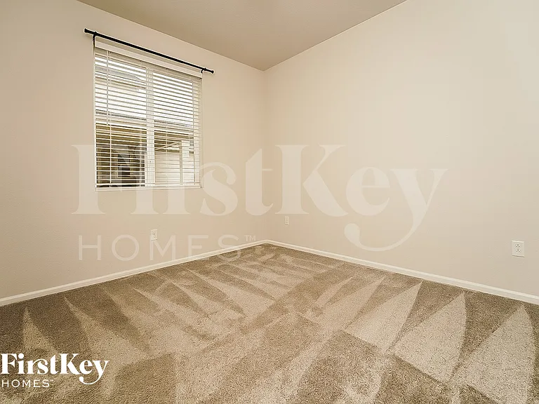 9842 Reunion Pkwy — Photo 12