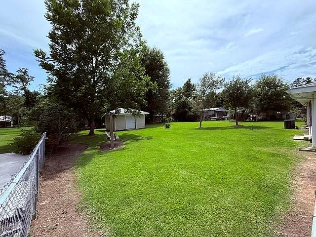 1730 Dupard St — Photo 11