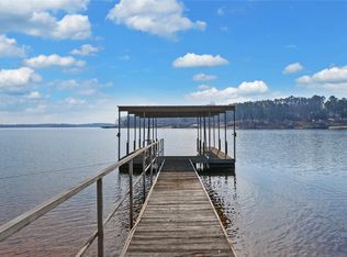 142 Circle Dr #C, Hartwell, GA 30643