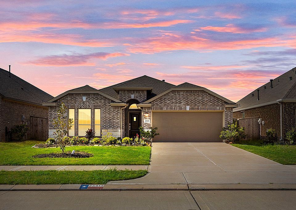 1st image of 25915 Aura Lake Ln