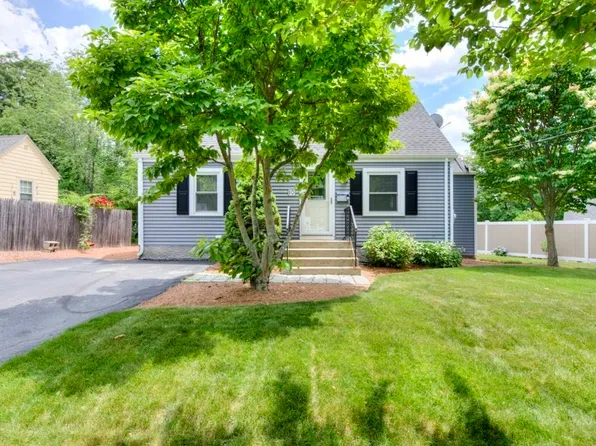10 Ridgewood Rd, Worcester, MA 01606