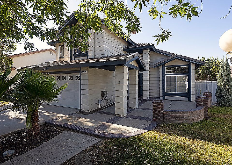 2nd image of 13262 Hitching Rail Cir