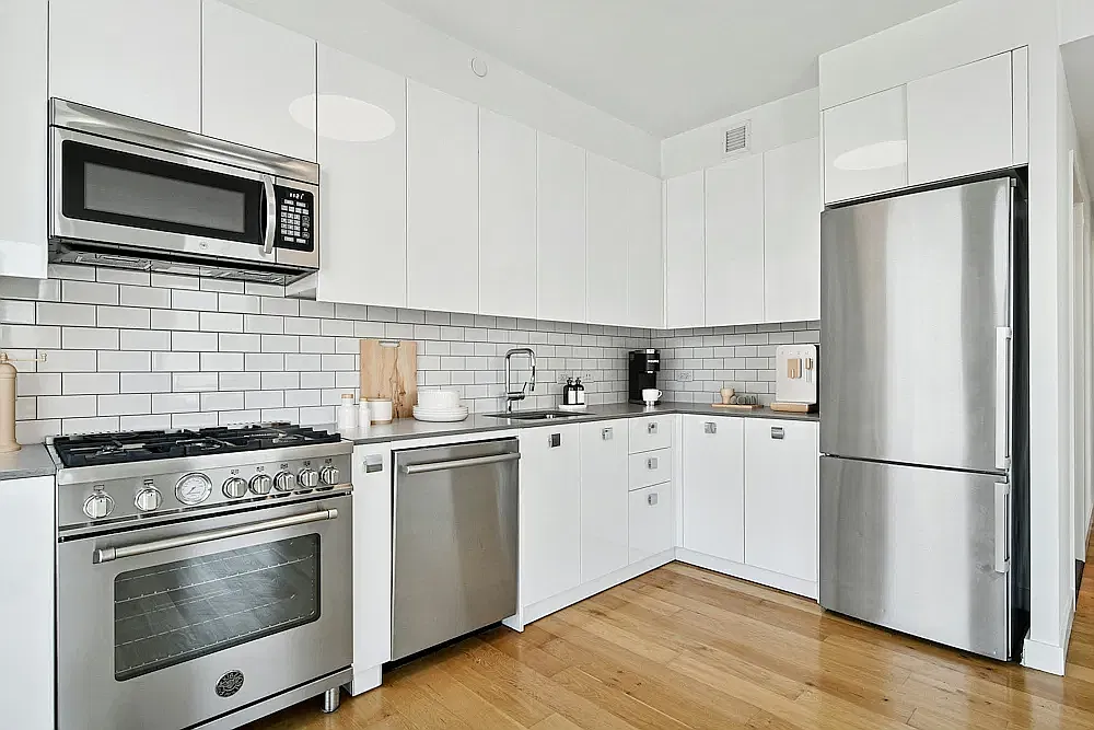 125 Delancey Street — Photo 1