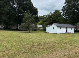 1007 Haled St, Eden, NC 27288