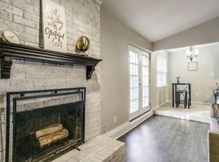 2300 Starke Ct, Arlington, TX 76006