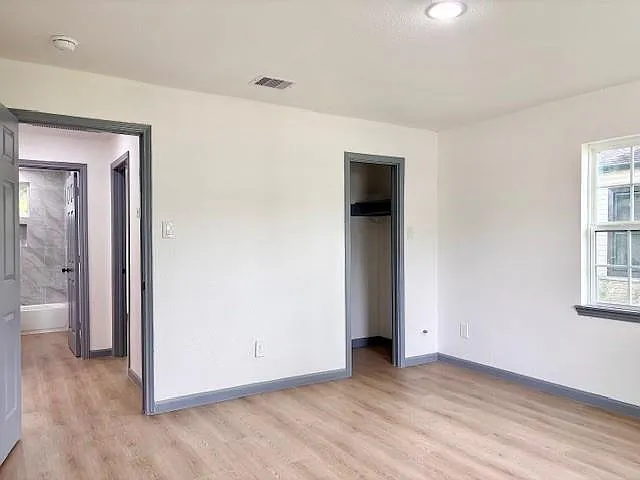 317 San Jacinto St — Photo 11