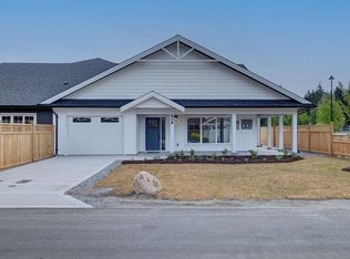 808 Gerussi Ln, Gibsons, BC V0N1V7