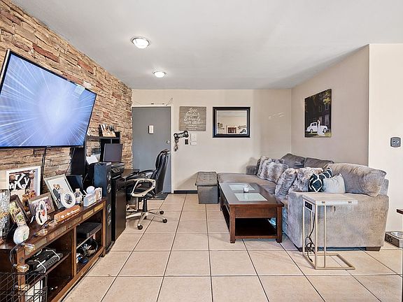 3rd image of 150 Colton St #1B