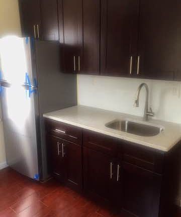 2nd image of 2113 30th Ave APT 2