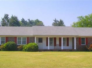 106 Cardinal Ct, Anderson, SC 29625