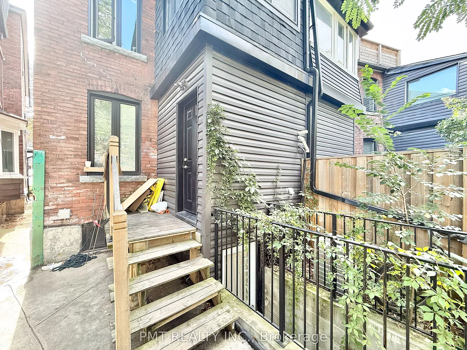 2 bed, $2,589 — Photo 2