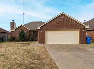 414 NW Granite Ave, Cache, OK 73527
