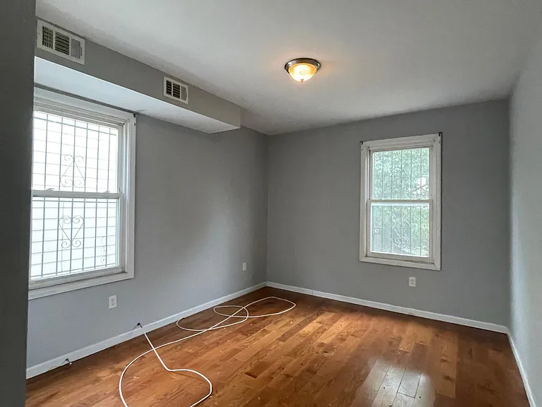 269 Hobson St #2L — Photo 2