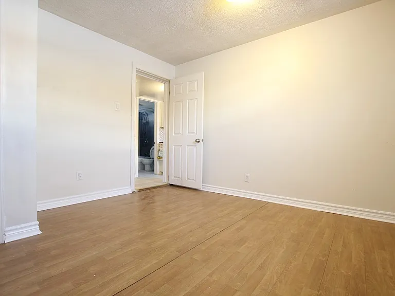 2422 Clover St #3 — Photo 6