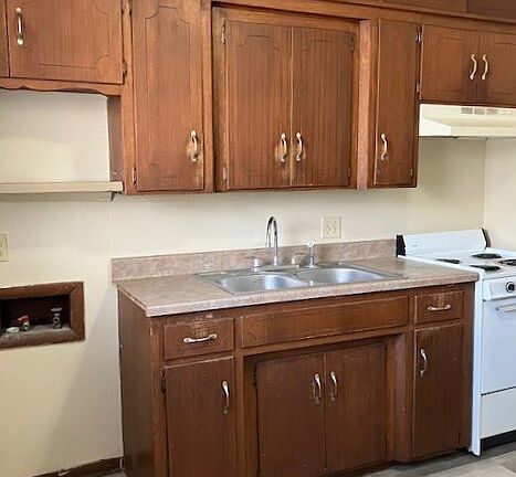 3rd image of 422-512 N Patterson Ave