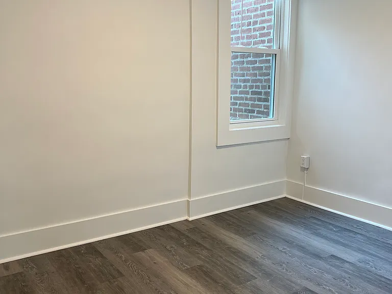 270 Keswick Ave — Photo 10
