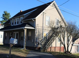 25 Quinebaug Rd, Dudley, MA 01571