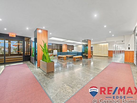 5th image of 2650 Ocean Ave #6B