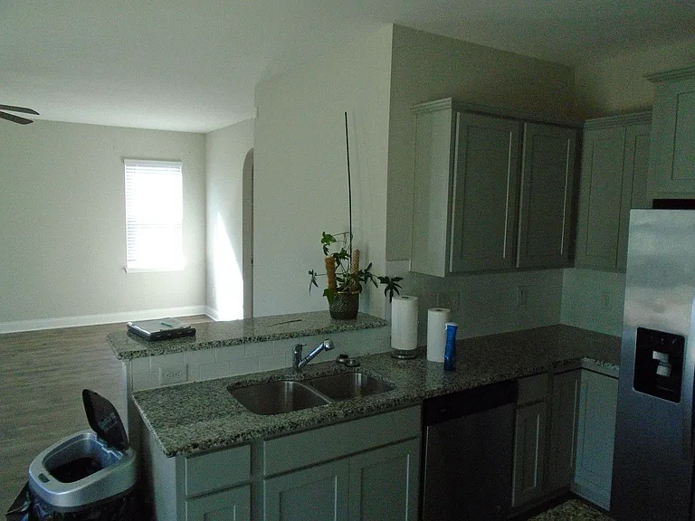 2240 Mannington Dr — Photo 8