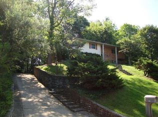 2635 Rhapsody Dr, Dayton, OH 45449