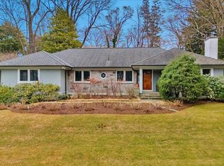 82 Fox Meadow Rd, Scarsdale, NY 10583