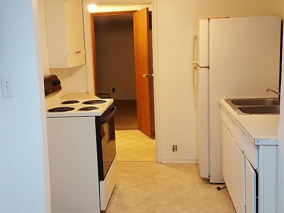 4th image of 309 S 2nd St #B