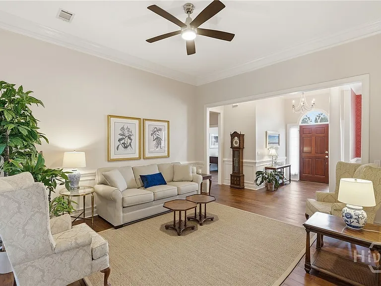 Palm Grove Ct — Photo 4