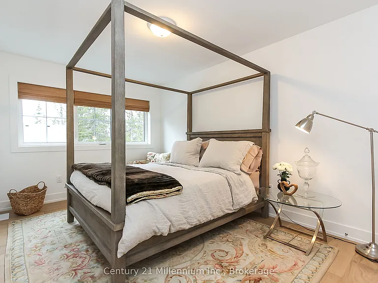 35 Linda Ln — Photo 11