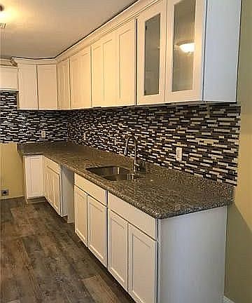 2nd image of 3126 Arts St