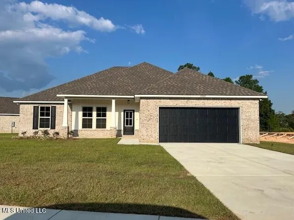15242 High Point Dr, Gulfport, MS 39503