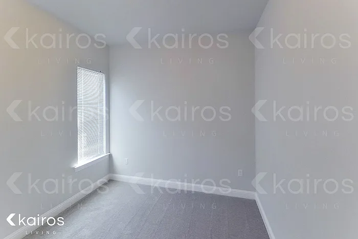 4816 Dacha Ln — Photo 8