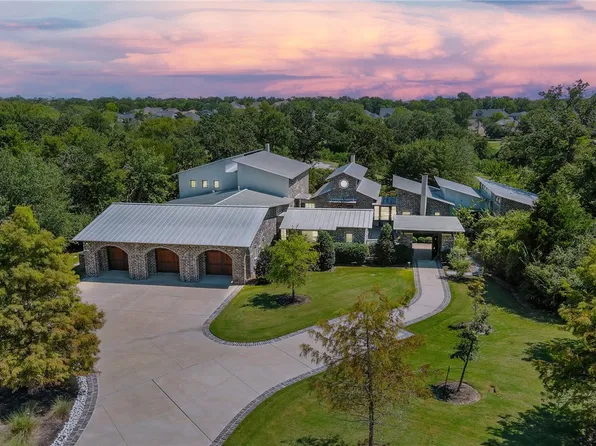 2917 Blue Belle Dr, Bryan, TX 77807