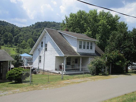4th image of 413 Dolliver St