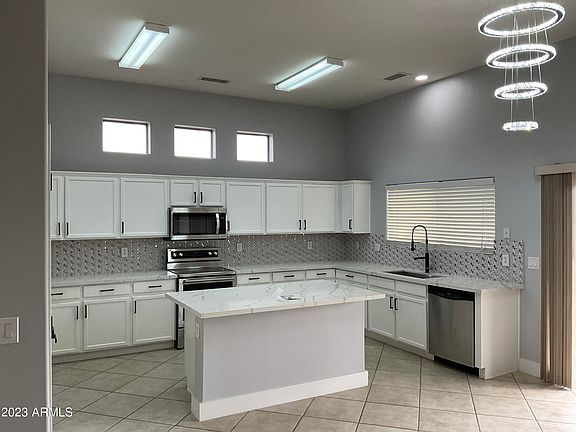 3rd image of 5405 S 53RD Avenue