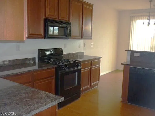 3 bed, 2.5 bath, 1539 sqft, $1,850 — Photo 3