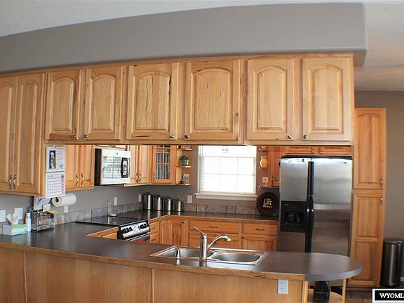 5th image of 2415 Silver Creek Dr