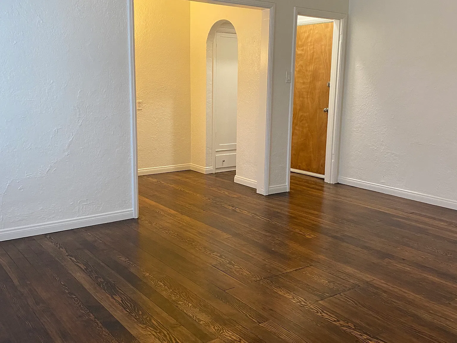 Studio, 500 sqft, $1,395 — Photo 2