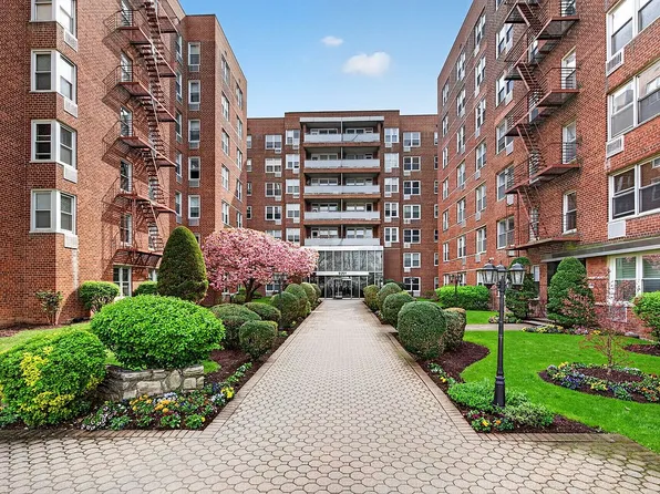 9201 Shore Rd APT C114, Brooklyn, NY 11209