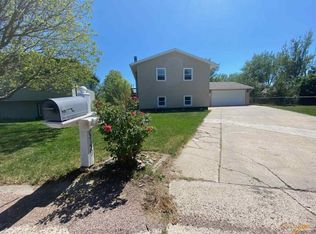 3159 Turtle Creek Ct, Rapid City, SD 57703