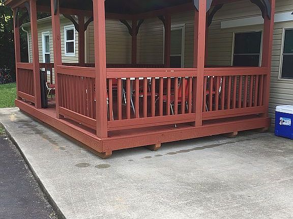 2nd image of 6 Jamestown Pl