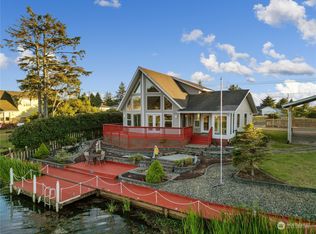 574 Point Brown Ave SE, Ocean Shores, WA