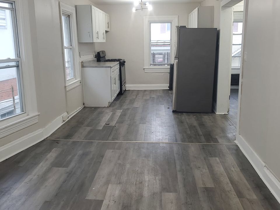 1st image of 11 S Webster Ave Unit 3