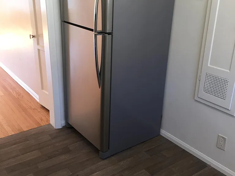 626 Midvale Ave #4 — Photo 7