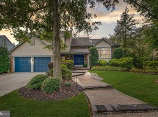 1 Teddington Way, Mount Laurel, NJ 08054