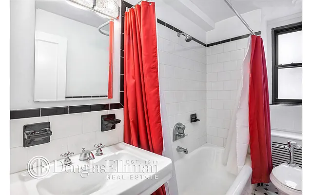 Sold by Douglas Elliman | media 14