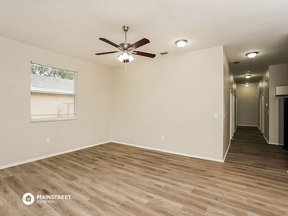 4th image of 3919 17th Ave S