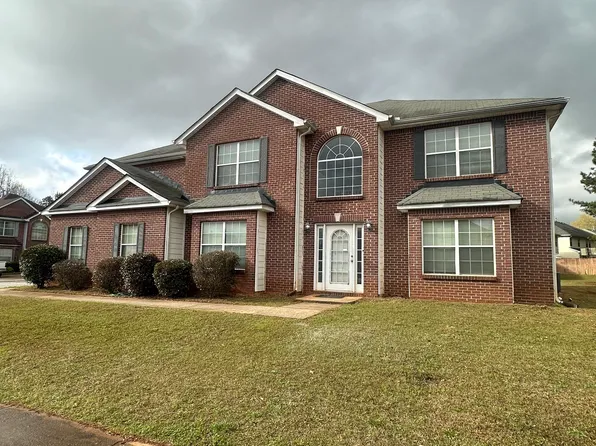 3682 Fremont Dr, Ellenwood, GA 30294