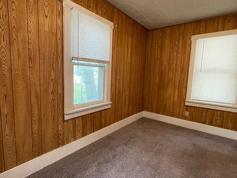 504 Chestnut St — Photo 10