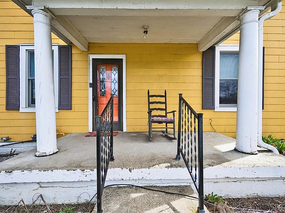 3rd image of 4432 Mount Carmel Tobasco Rd