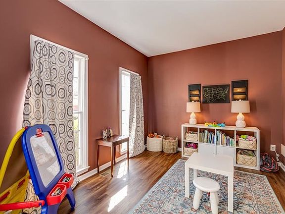 4th image of 3972 Harmony Walk Way SE